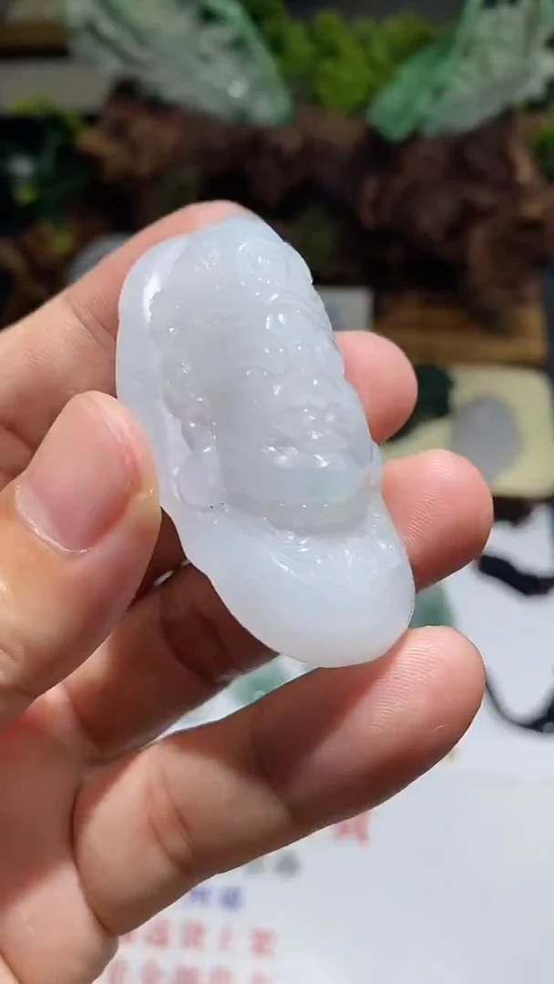 颈饰未镶嵌翡翠1
