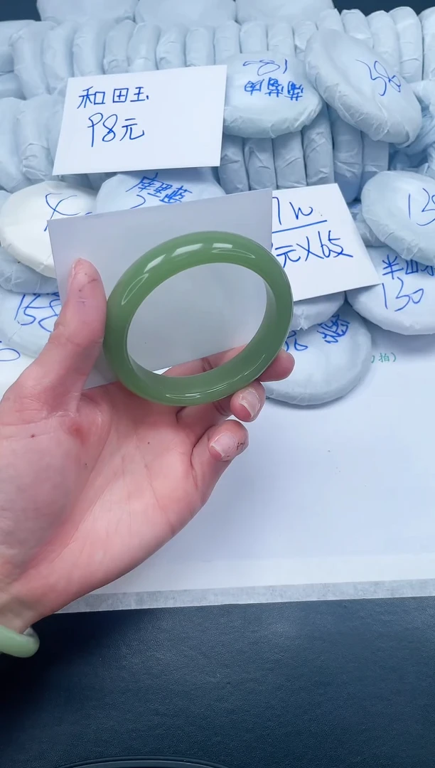 【闪购商品】石英质玉手镯未镶嵌103-58..2