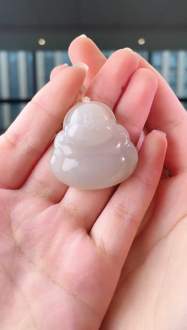 和田玉未镶嵌颈饰佛公 无