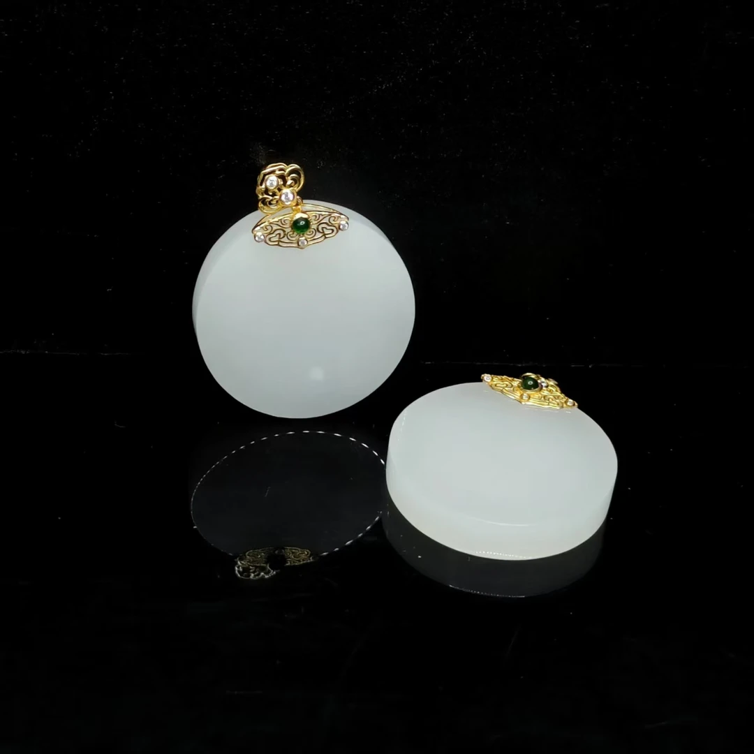 【康康严选】18k金和田玉圆牌吊坠赠链J1【多样性发其一】约24-5mm