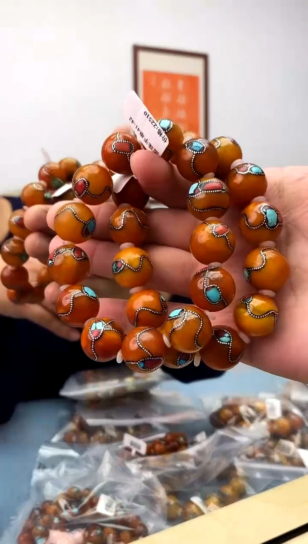 【闪购商品】蜜蜡珠宝奇石未镶嵌假一罚十，多样性发一件