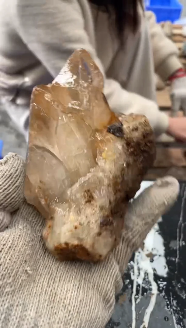 【闪购商品】烟晶原石未镶嵌天然茶水晶原石拍2单99发1