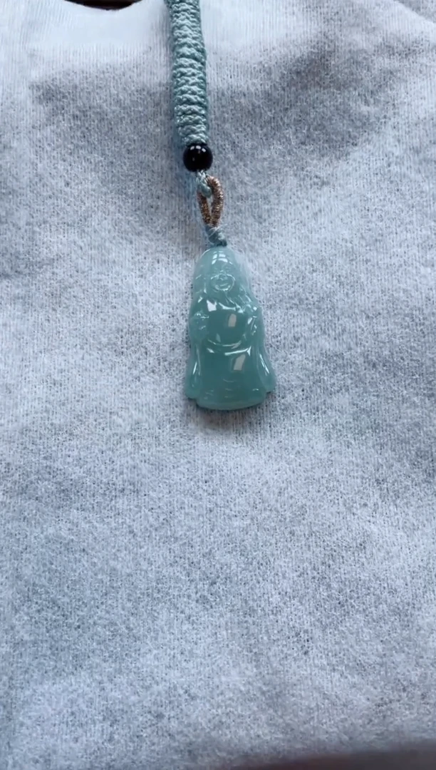 翡翠未镶嵌颈饰财爷
