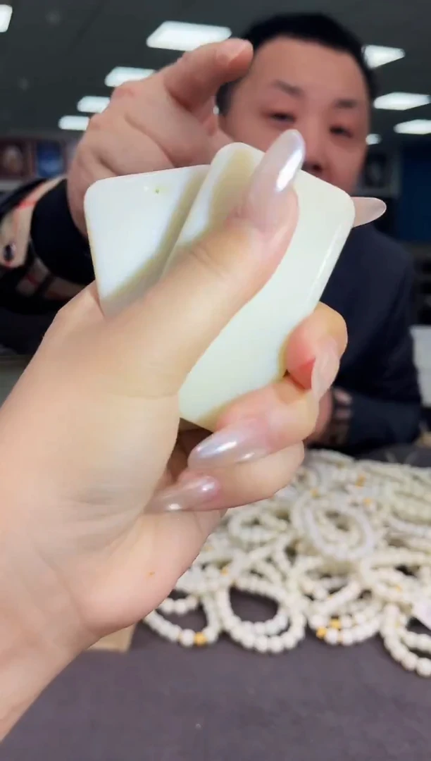 颈饰未镶嵌和田玉16