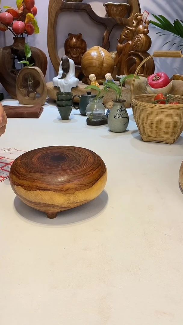 【闪购商品】香樟木A6三足圆墩墩6/尺寸15*8