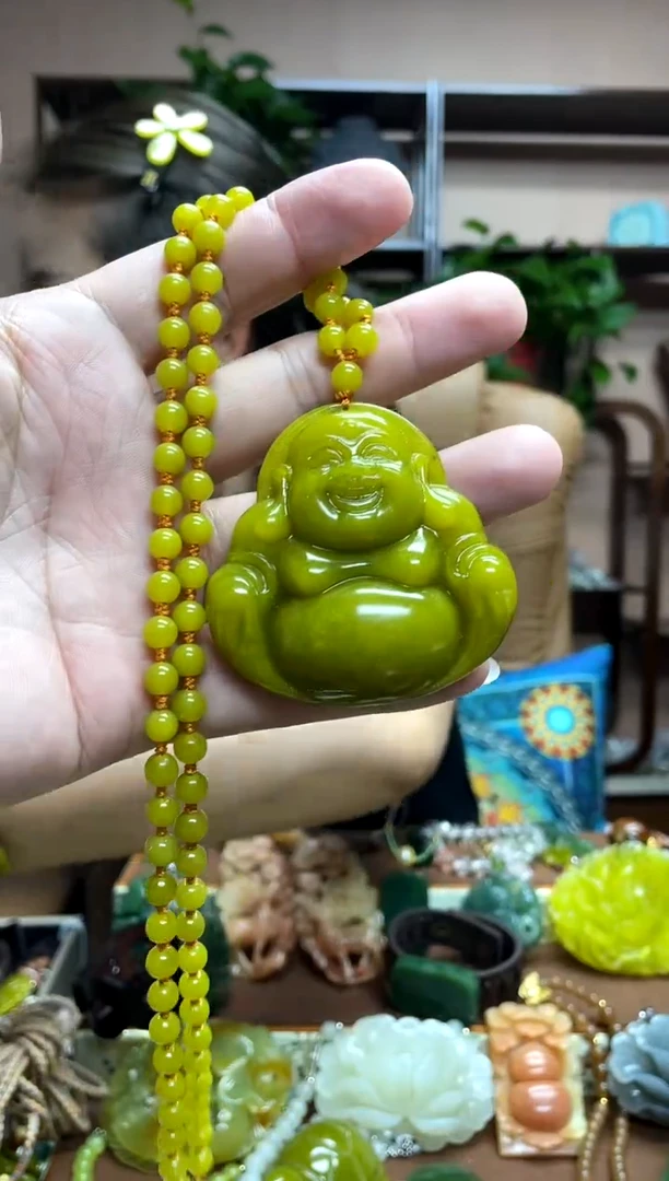 未镶嵌岫玉吊坠多样性发货发其中之一