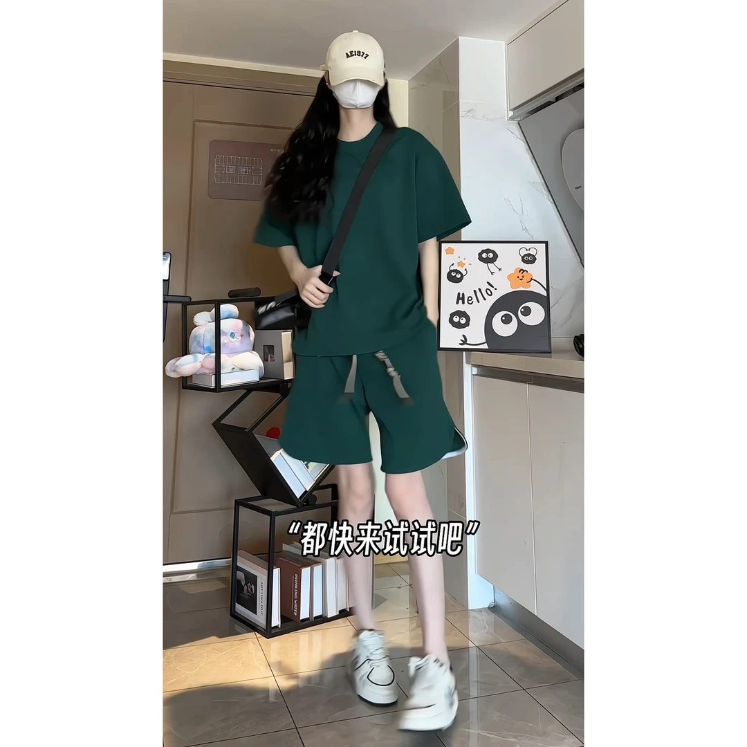 夏季短袖T恤ins舒适穿搭两件套男装休闲套装男生帅气搭配运动短裤