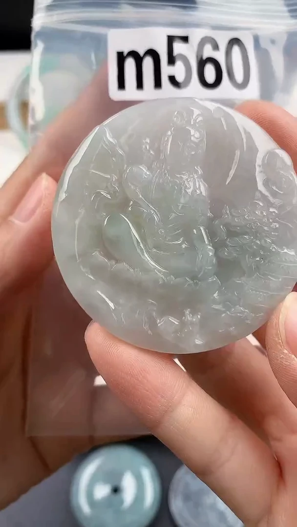 颈饰未镶嵌翡翠天然翡翠吊坠挂件