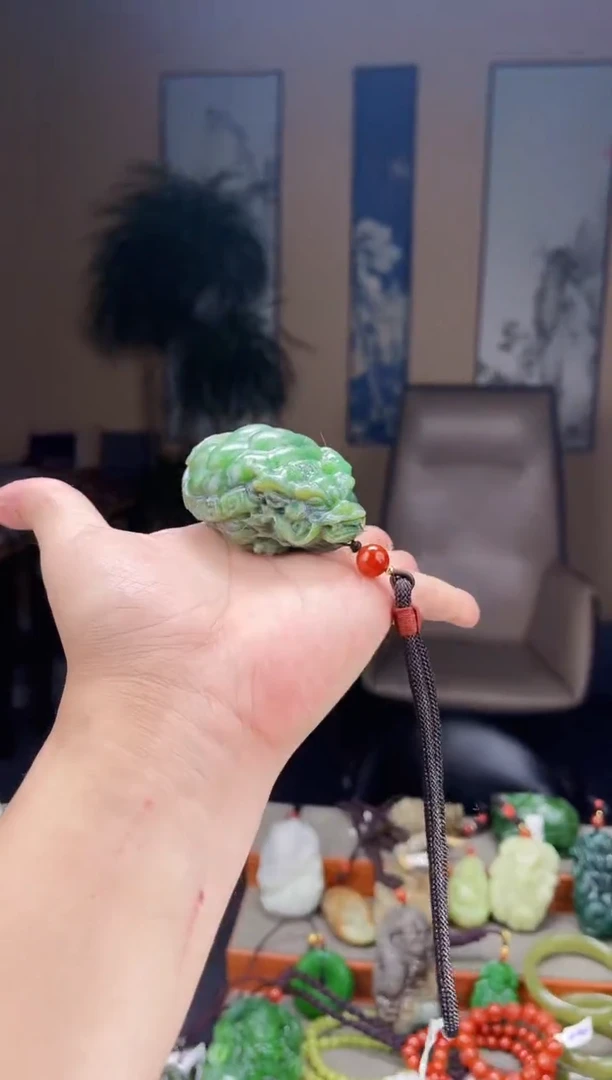 和田玉未镶嵌颈饰拍一发一