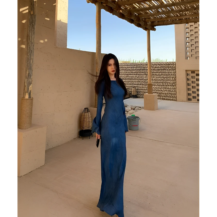 斜裁圆领印花喇叭袖长款连衣裙拉链高腰轻奢通勤修身长袖显瘦长裙