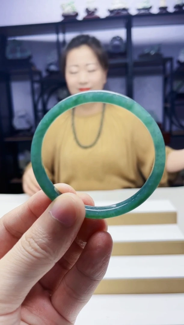 翡翠未镶嵌颈饰07150026多样性发其一