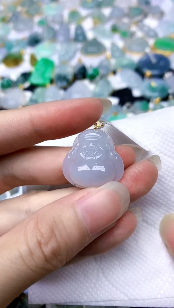 颈饰18K金镶嵌翡翠天然A货翡翠