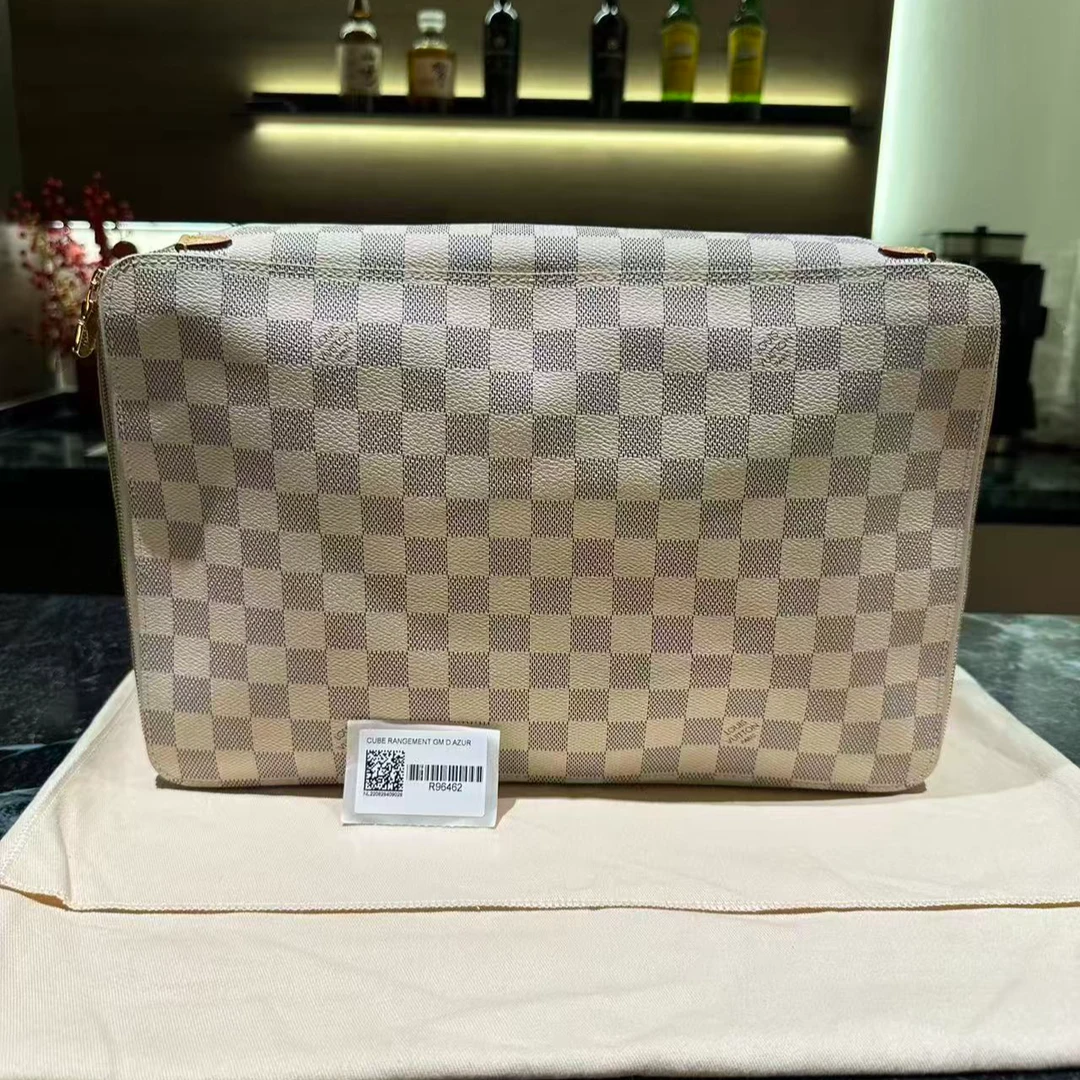 未使用 LouisVuitton/路易威登 lv 白棋盘格洗漱包（芯片款）