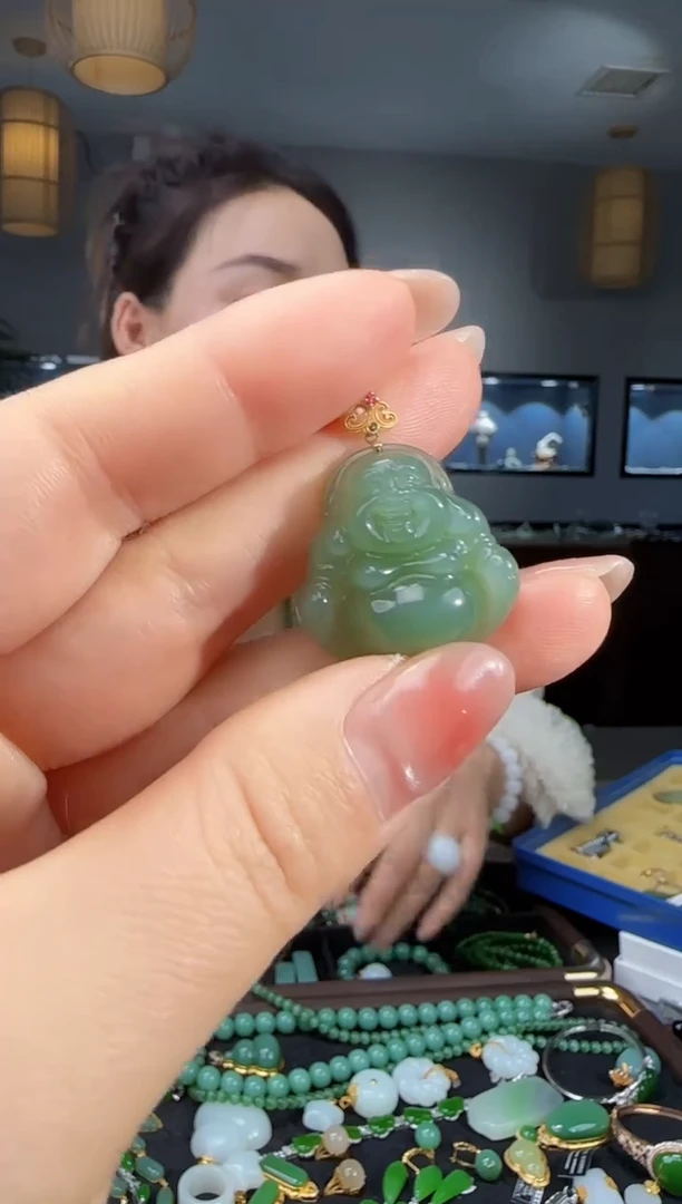 吊坠(不含链)18K金镶嵌和田玉1