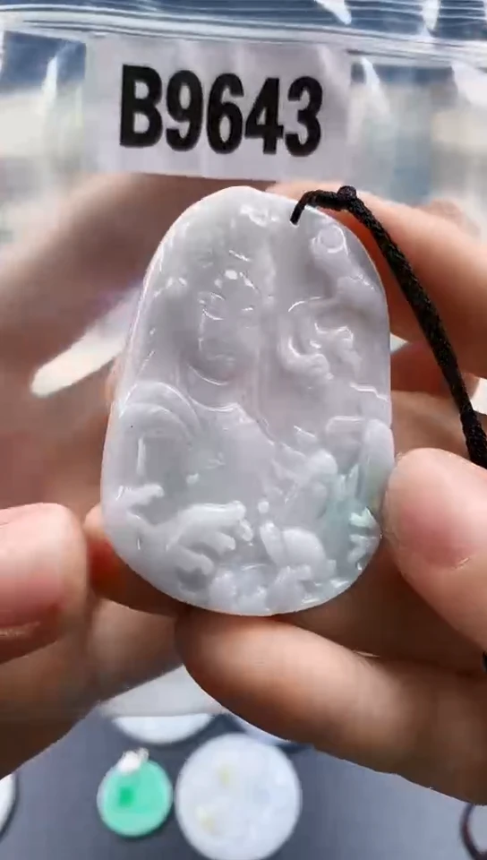 颈饰未镶嵌翡翠天然翡翠吊坠挂件