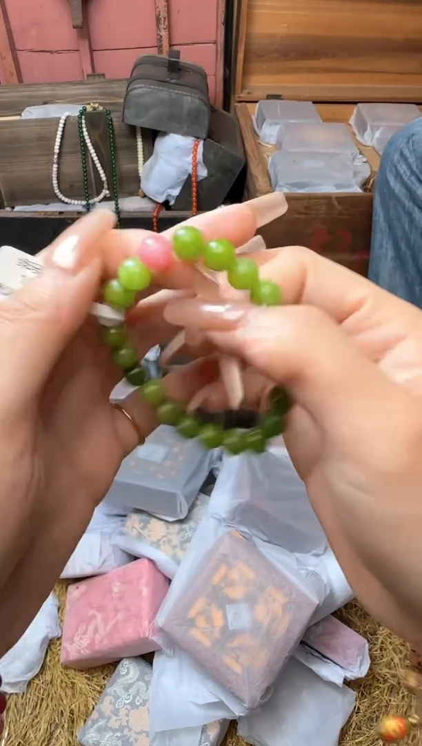 精美手串（无礼盒）