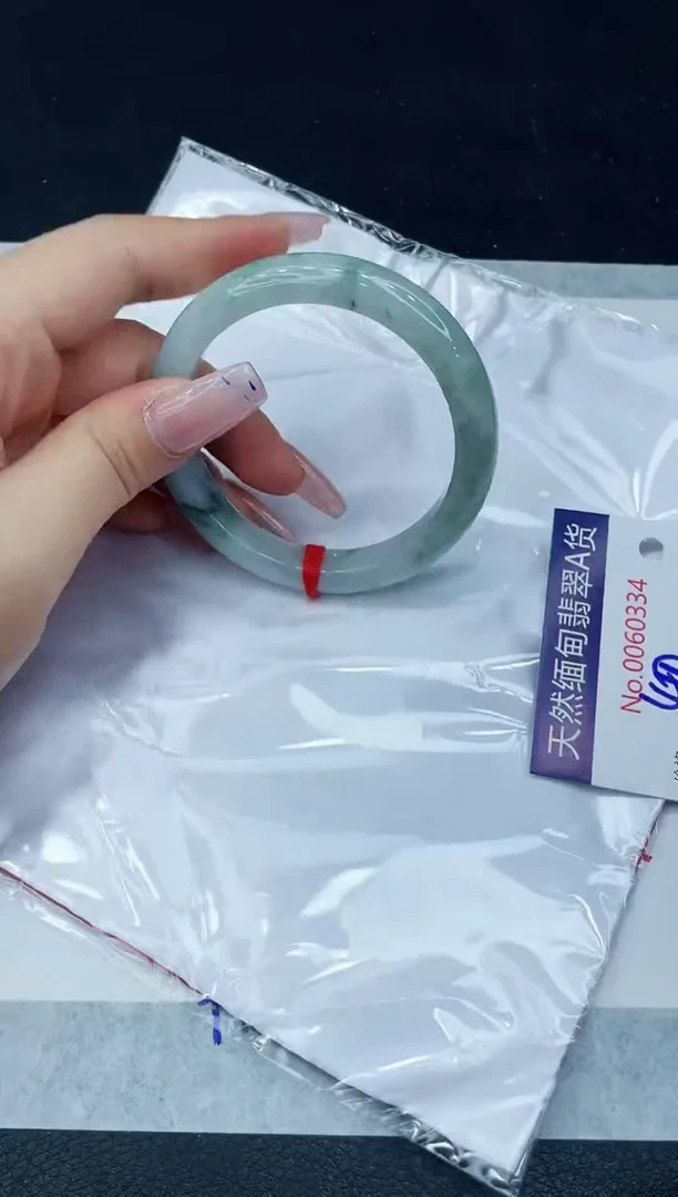 【闪购商品】翡翠手镯未镶嵌1111111111