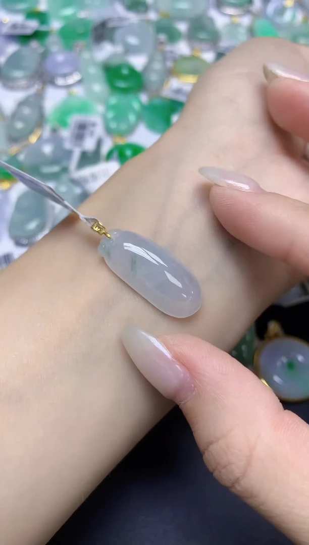 颈饰18K金镶嵌翡翠天然缅甸翡翠A货百元以上9元证书费自理