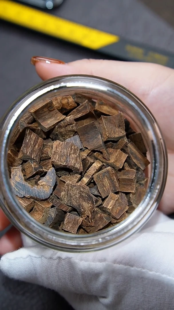 沉香沉香碎屑标杆级达拉干碎料  1g