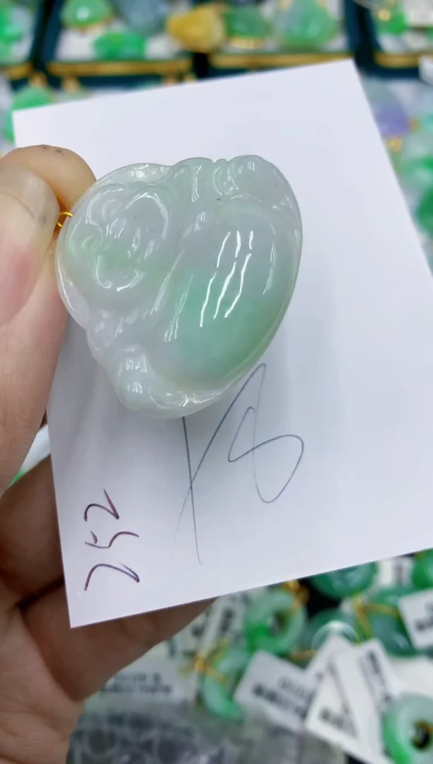 翡翠未镶嵌颈饰11111111111