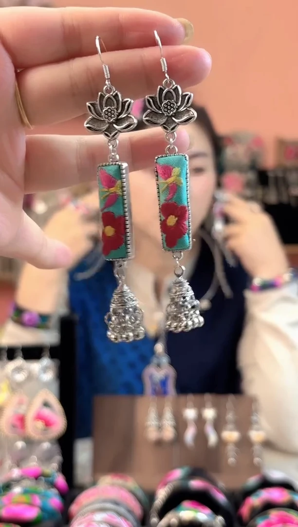 织绣艺枝独绣手工饰品33