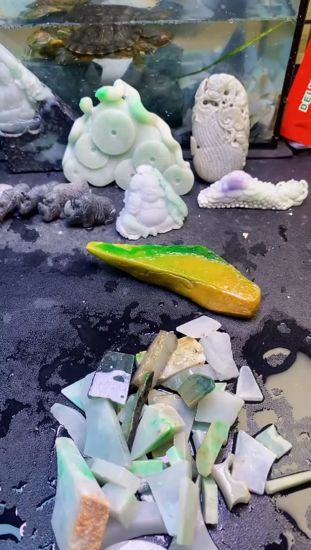 翡翠把件未镶嵌天然翡翠073