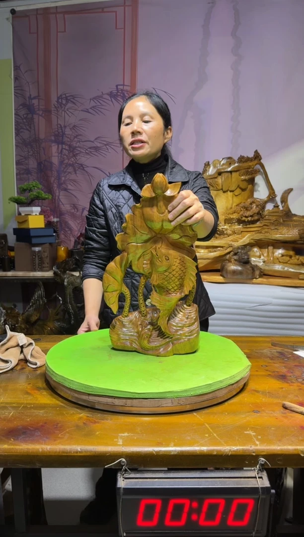 金丝楠梅****S金丝楠木雕刻摆件