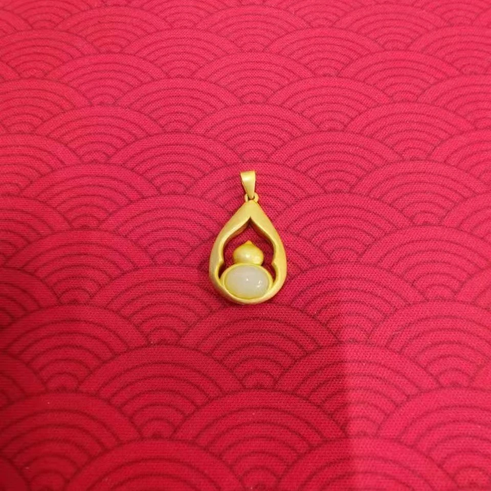 【敏姐甄选】和田玉镂空小葫芦银925镶嵌吊坠赠合金链【ZDZ600】