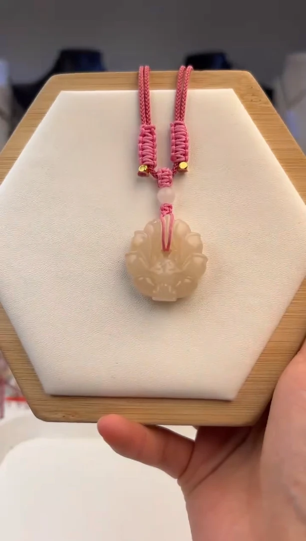 吊坠(不含链)未镶嵌和田玉1180