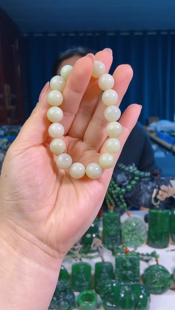 和田玉未镶嵌挂件1