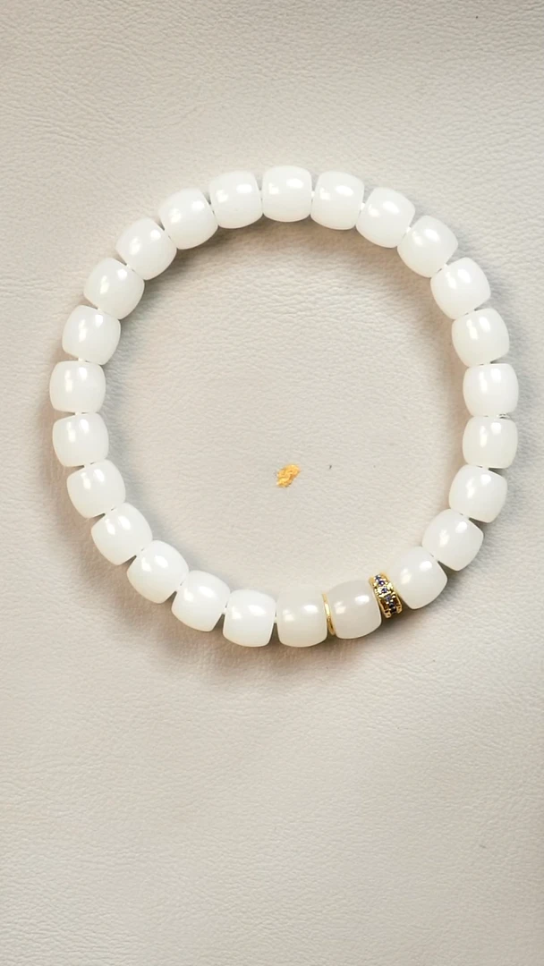 未镶嵌和田玉挂件手链