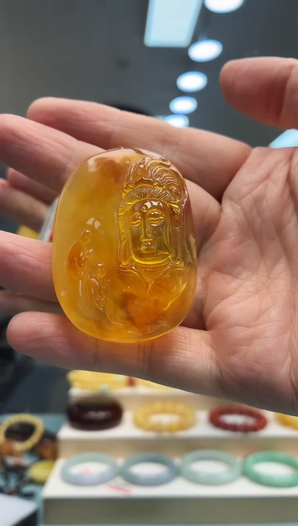 琥珀颈饰未镶嵌吊坠