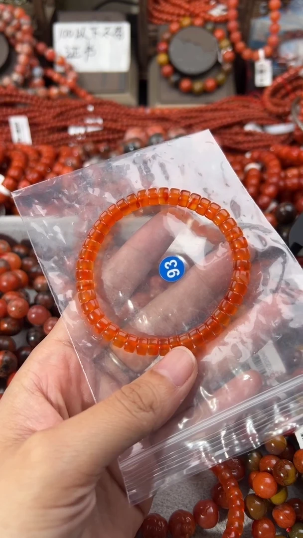 南红玛瑙手串未镶嵌6+