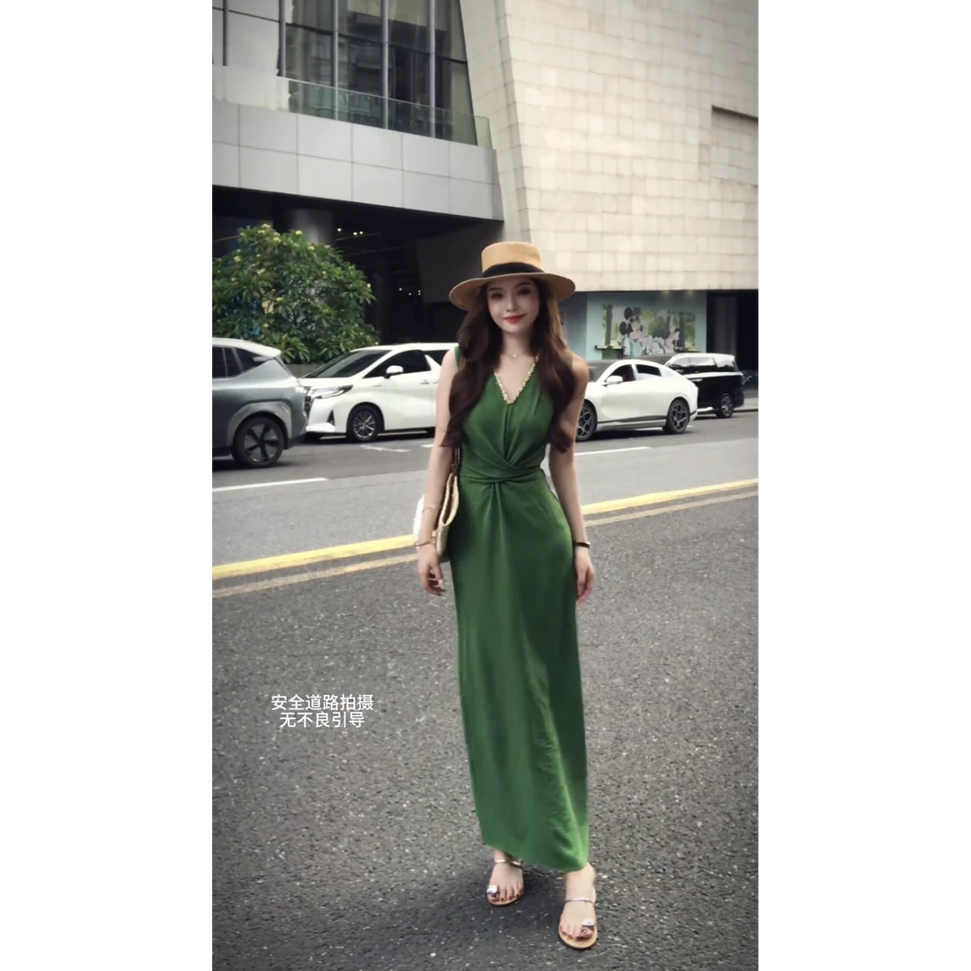 MARIE.COCO法式御姐风绑带无袖V领背心连衣裙女夏季收腰显瘦长裙