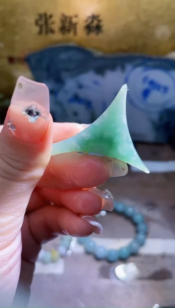 未镶嵌挂件翡翠小梦405