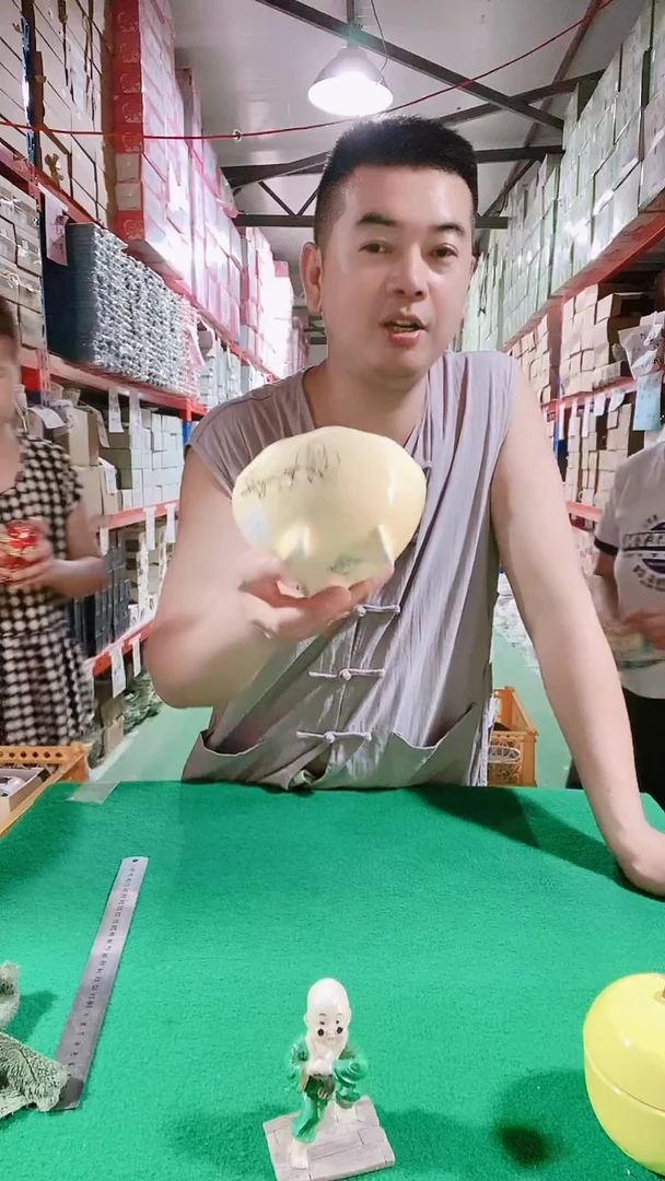 瓷片碗碟好物一件不留@@1