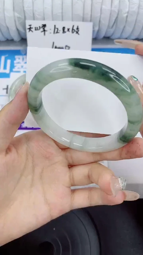 未镶嵌手镯石英质玉65-60/61