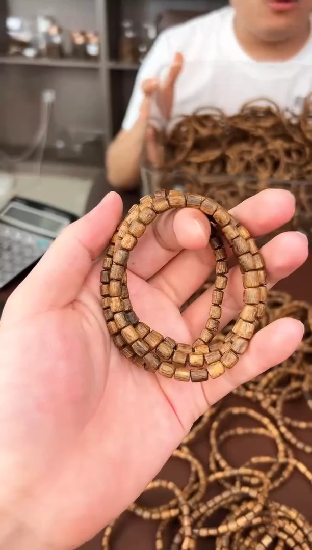 沉香手串01绿棋楠筒珠5mm 多样性发其一