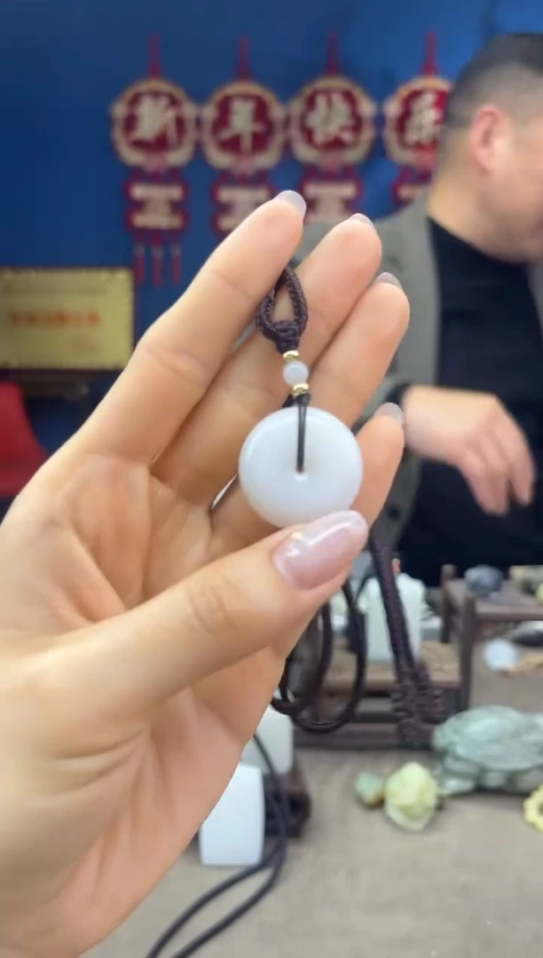 【闪购商品】和田玉颈饰未镶嵌1