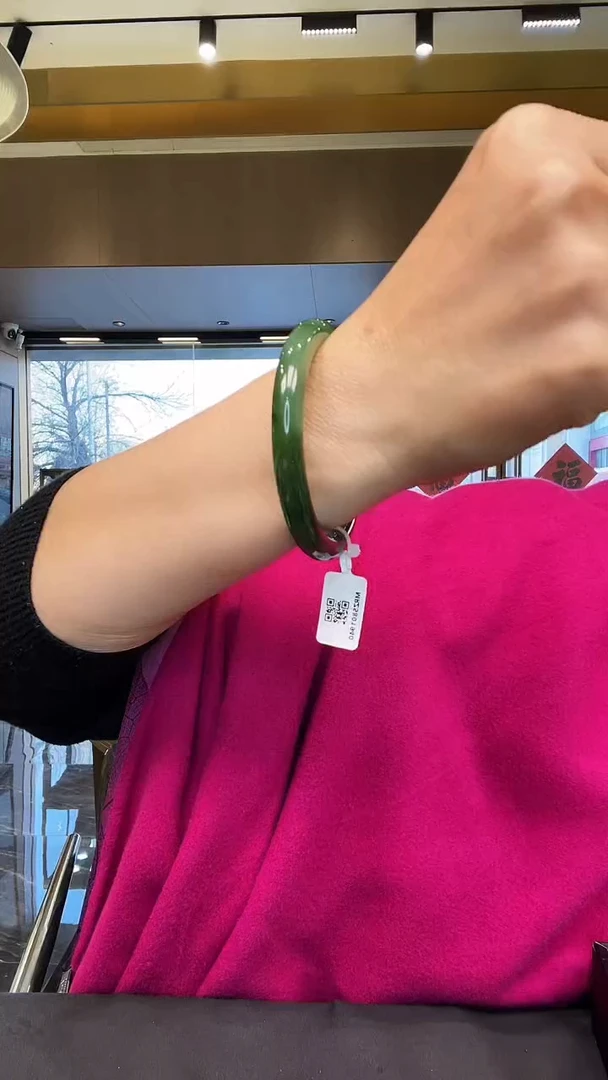 【闪购商品】和田玉手镯未镶嵌美人镯58