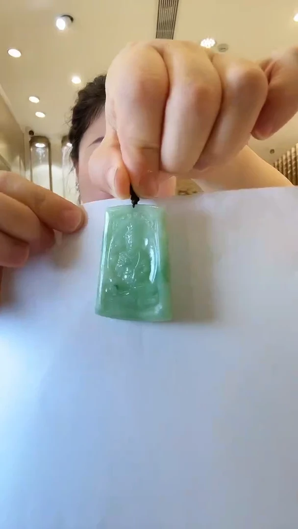翡翠未镶嵌颈饰翡翠26
