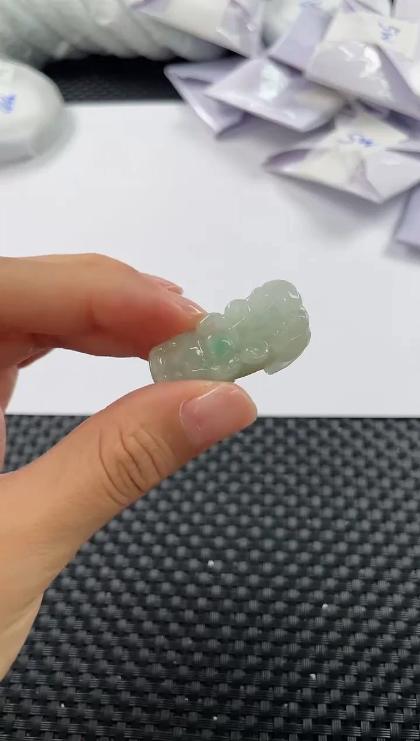 颈饰未镶嵌翡翠基地发货H 貔貅 9182