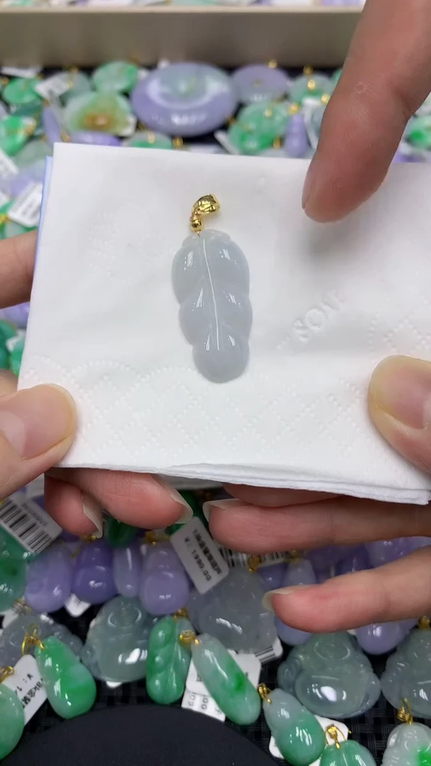 颈饰未镶嵌翡翠天然缅甸翡翠A货