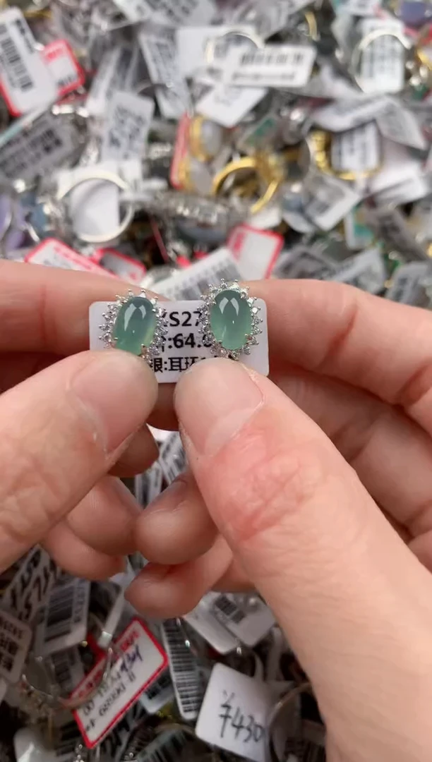 银S925镶嵌戒指翡翠888         8