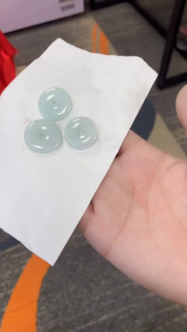 翡翠未镶嵌颈饰XZ-平安扣（多样性发货）一个