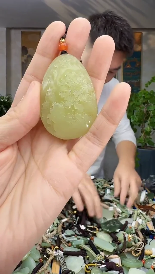 未镶嵌和田玉挂件拍一发一