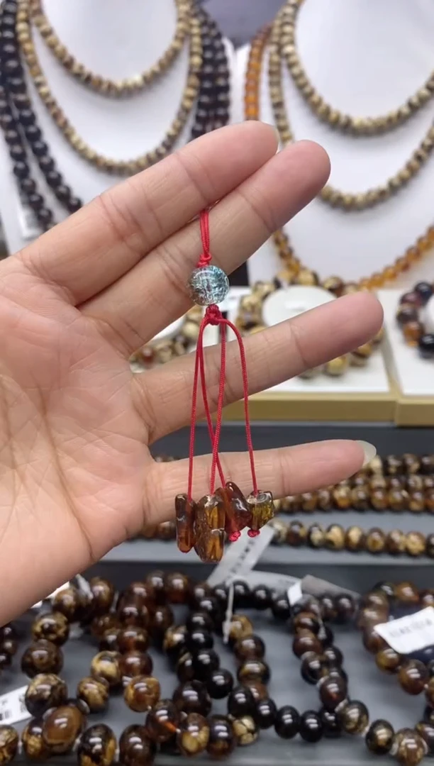 【闪购商品】琥珀颈饰未镶嵌琥珀