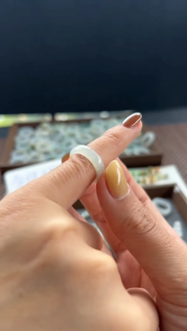 【闪购商品】翡翠吊坠(不含链)未镶嵌126买断5