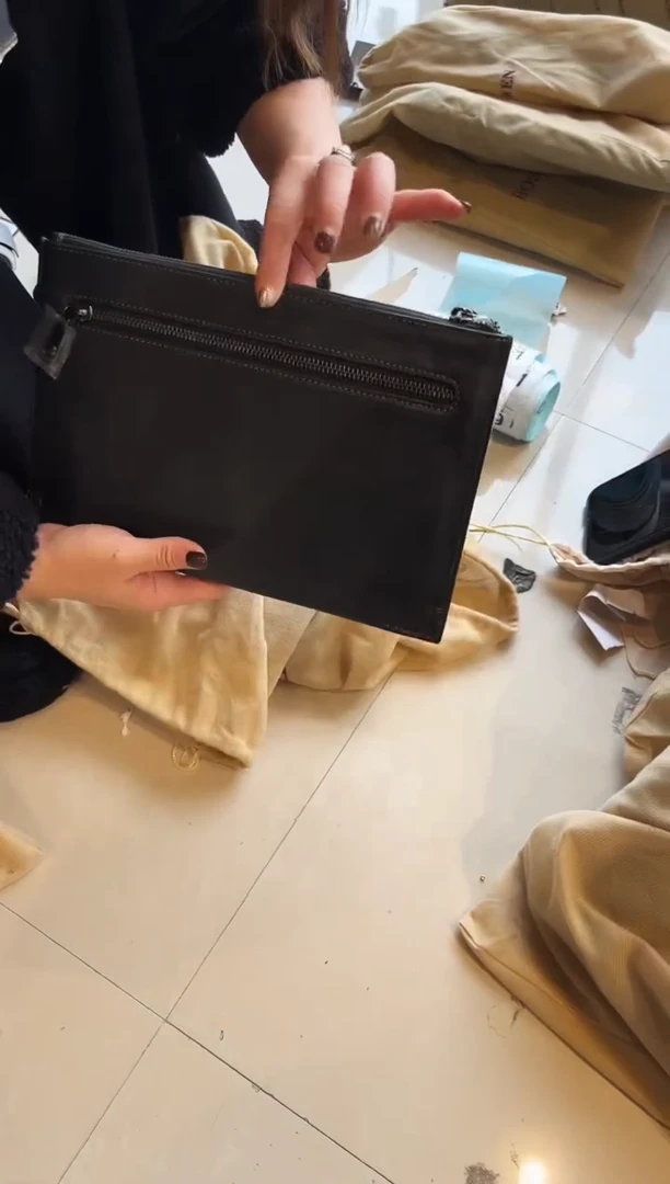 头层牛皮069品牌男包清货中(不要卡单，理性消费）