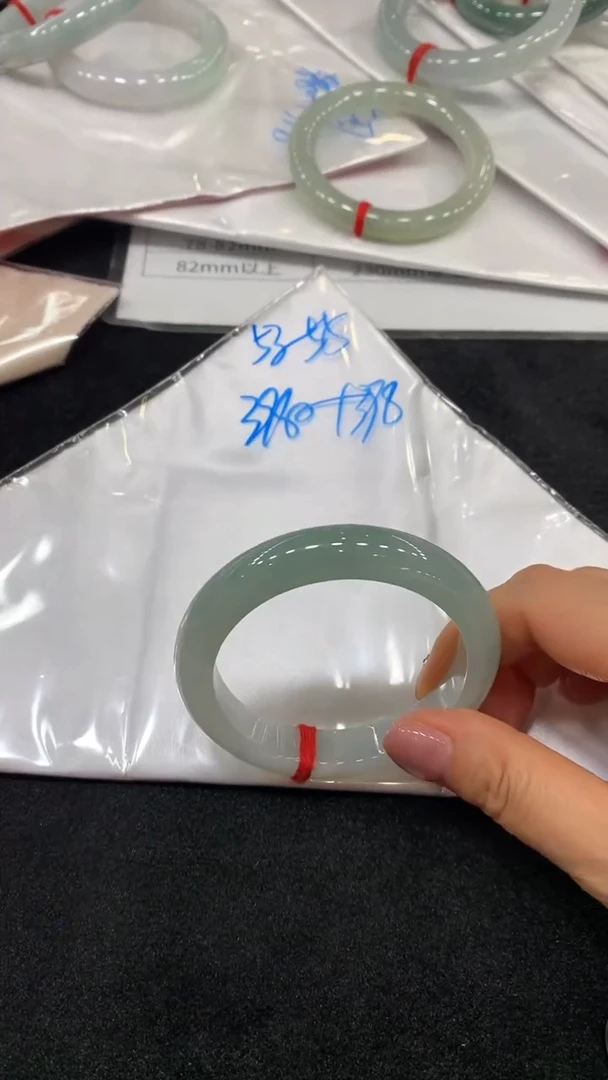 未镶嵌手镯翡翠正圈53-55买断价不退换